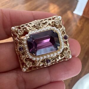 Coro Brooch